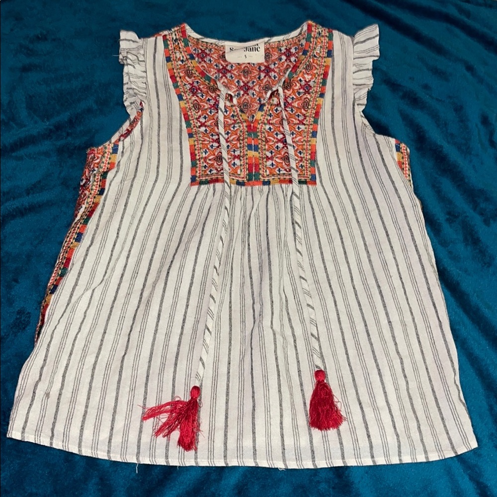 Savanna Jane White and Red Flutter Sleeve Blouse